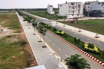 Chung cư khan hiếm, giá đất nền tăng vọt 