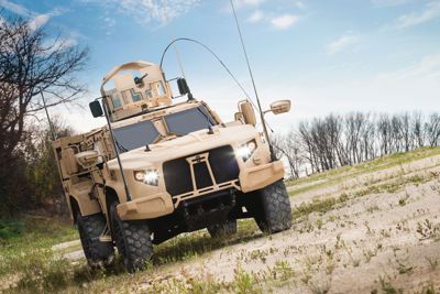 [Infographics] Mỹ lắp ‘sát thủ’ Javelin lên hậu duệ Humvee khiến đối thủ kinh hãi trên chiến trường
