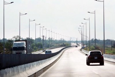 Xử lý điểm nghẽn trong phát triển vùng kinh tế trọng điểm phía Nam