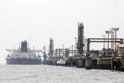 Saudi Arabia ngừng bơm dầu thô, giá dầu thế giới tăng hơn 1%