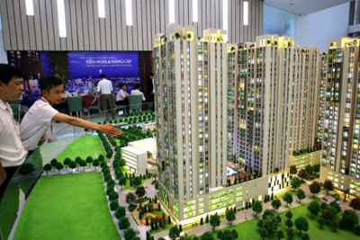 Bất động sản: "Các doanh nghiệp đang ở thế phòng ngự"