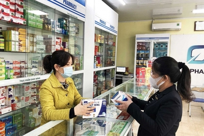 Thị trường khẩu trang y tế, nước sát khuẩn: Nguồn cung dồi dào, giá ổn định