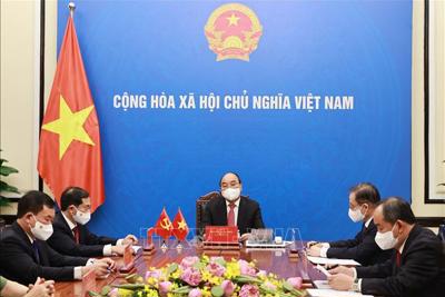 Chủ tịch nước Nguyễn Xuân Phúc điện đàm với Tổng Bí thư, Chủ tịch nước Trung Quốc Tập Cận Bình