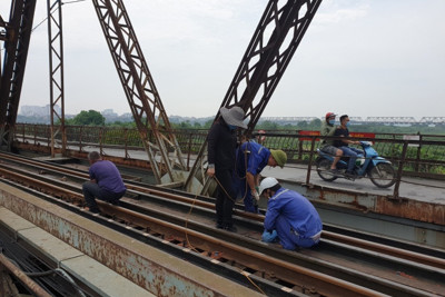  Định giá dịch vụ bảo trì đường sắt đặt hàng thực hiện thế nào?