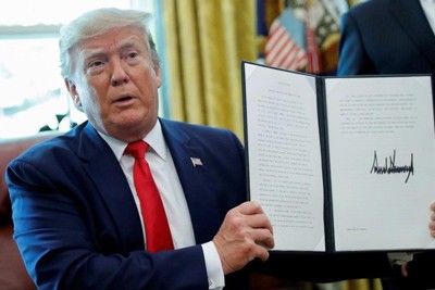 Tổng thống Mỹ ký sắc lệnh trừng phạt lãnh đạo cao nhất của Iran 
