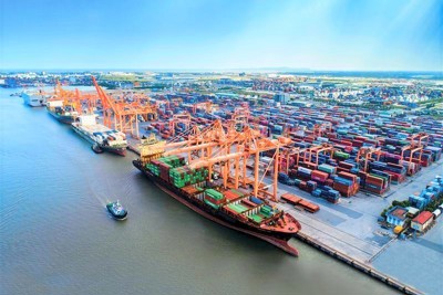 Cần hơn 300 nghìn tỷ đồng để phát triển hệ thống cảng biển