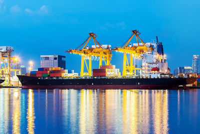Kinh tế Việt Nam: Sau cơn mưa trời lại sáng