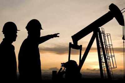  Giá xăng dầu hôm nay 10/7: Tuần giảm đầu tiên sau 6 tuần