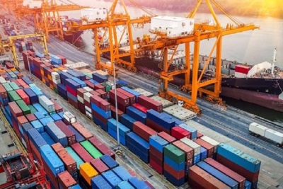 Xuất nhập khẩu hàng hóa nửa đầu tháng 7 giảm 4,8%