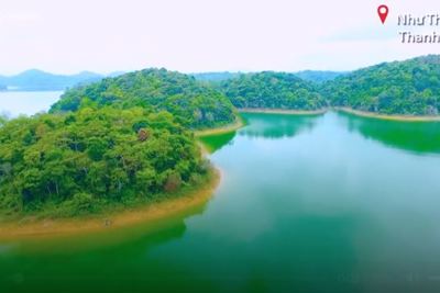 [Video] "Vịnh Hạ Long" trên cạn ở Thanh Hóa