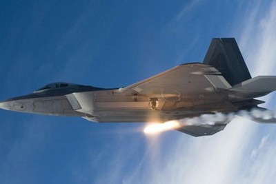 [Infographics] Lý do khiến các đồng minh Mỹ "vuột mất" cơ hội sở hữu F-22 Raptor 