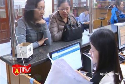 [Video] Từ ngày 1/10, thanh toán chế độ bảo hiểm xã hội 100% qua tài khoản cá nhân