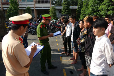 Đua xe trái phép có thể bị phạt đến 25 triệu đồng