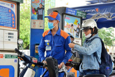  Giá xăng dầu tăng trở lại trước cuộc họp OPEC+