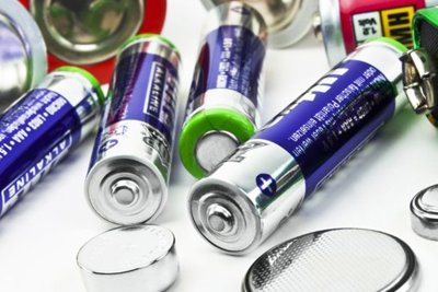 Hướng dẫn và giải đáp cho doanh nghiệp về cách phân loại pin dioxit mangan