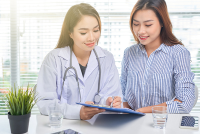 Vietcombank và Bệnh viện quận Thủ Đức hợp tác thanh toán viện phí trực tuyến