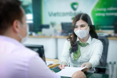 Vietcombank hỗ trợ khách hàng bán lẻ trước tác động của đại dịch COVID-19