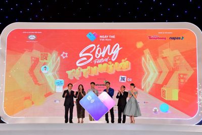Vietcombank đồng hành cùng Chương trình "Ngày thẻ Việt Nam" với danh vị Kim cương