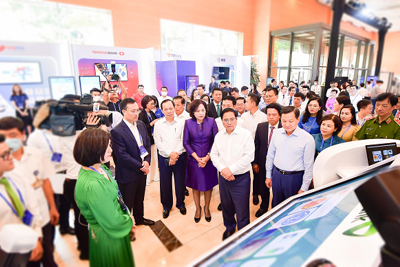 Vietcombank đồng hành cùng "Ngày chuyển đổi số ngành Ngân hàng"