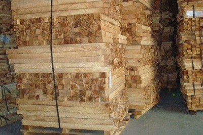 Khởi tố doanh nghiệp xuất lậu 25 container gỗ, trốn thuế gần 3 tỷ đồng