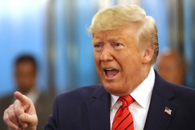 Tổng thống Trump muốn Fed quyết liệt hơn để hỗ trợ nền kinh tế