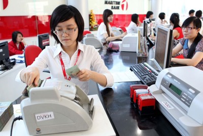 Chưa vội điều chỉnh chỉ tiêu tăng trưởng tín dụng