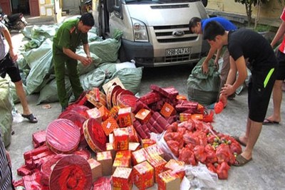 Tàng trữ, buôn bán pháo nổ trái phép sẽ bị truy cứu trách nhiệm hình sự