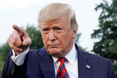 Tổng thống Trump cân nhắc tạm dừng tài trợ cho WHO