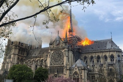 Nước Pháp sẽ tái thiết “Trái tim Paris”
