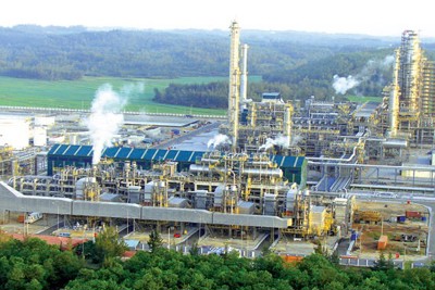 Bộ Tài chính bám sát các diễn biến để tính toán các yếu tố tác động của việc giảm giá dầu