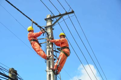 Giá điện "nóng" tại Phiên họp thứ 34 của UBTV Quốc hội