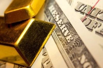 Giá vàng hôm nay 27/5: Giảm xuống gần 1.700 USD/ounce