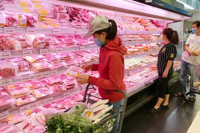 Tiếp tục giám sát chặt giá thịt heo