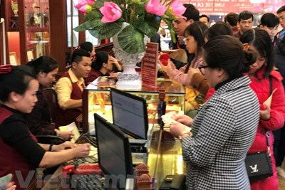 Giá vàng SJC đồng loạt đi xuống phiên mở cửa ngày đầu tuần