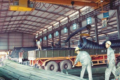 Thêm sức ép cạnh tranh với ngành sản xuất trong nước 