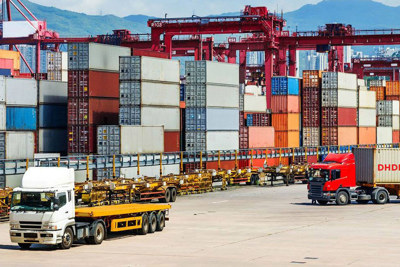 Tính đến trung tuần tháng 8 - Việt Nam xuất siêu 10 tỷ USD 