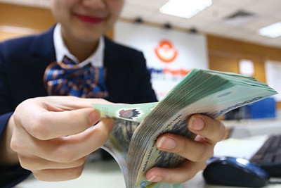 Tăng trưởng tín dụng đạt 8,64%, lĩnh vực rủi ro được kiểm soát chặt