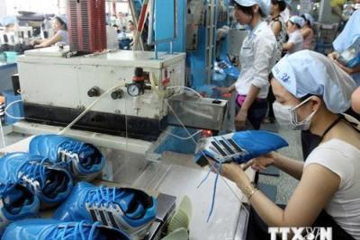 Xuất khẩu đạt kết quả khả quan dù thương mại toàn cầu sụt giảm