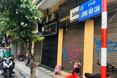 Mặt bằng đất “vàng” Hà Nội giảm 60% giá thuê vẫn ế khách