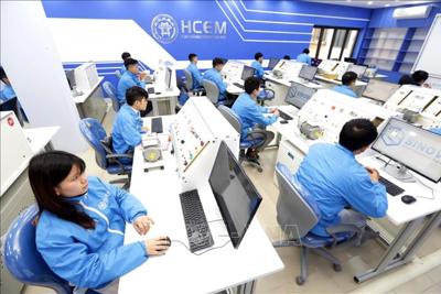 Một số vấn đề về giáo dục nghề nghiệp trong bối cảnh hội nhập quốc tế