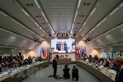 Giá dầu trên thị trường châu Á đi lên trước thềm cuộc họp của OPEC 
