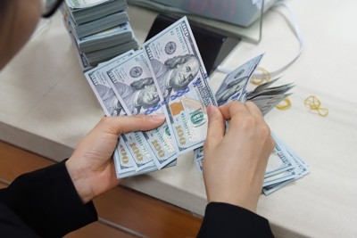 Giải pháp thu hút nguồn kiều hối trong giai đoạn hiện nay ở Việt Nam	