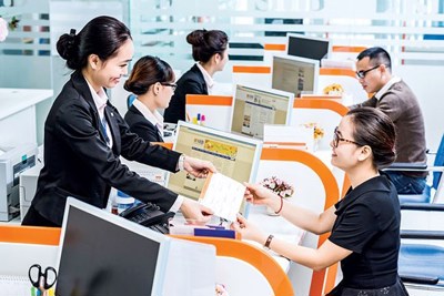 Căng thẳng dòng tiền cuối năm