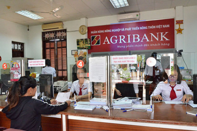 Giải pháp phát triển dịch vụ, nâng cao năng lực cạnh tranh của Agribank