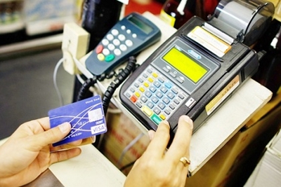 Đẩy mạnh các giải pháp thanh toán không dùng tiền mặt 