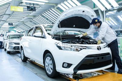 Các yếu tố ảnh hưởng tới việc thu hút dòng vốn đầu tư nước ngoài tại Việt Nam 