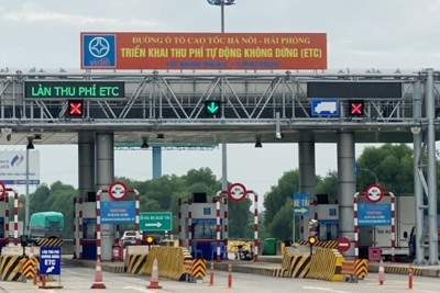 Không sử dụng hình thức thu phí bằng tiền mặt từ ngày 1/8