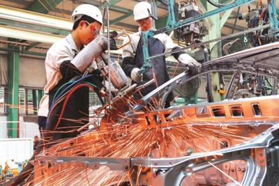 Công nghiệp: Mũi nhọn trong quá trình phục hồi kinh tế