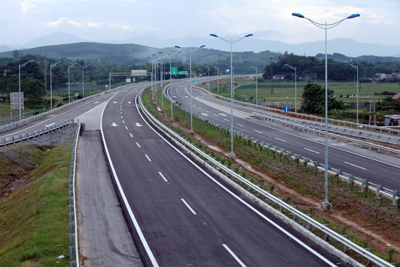 Mở rộng cao tốc Yên Bái – Lào Cai theo năng lực tài chính