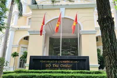 Bộ Tài chính không tổ chức đón tiếp các đoàn đến thăm, chúc mừng nhân dịp kỷ niệm ngày Truyền thống 